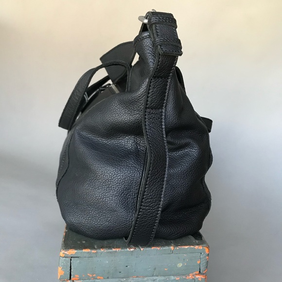 Monserat De Lucca - Picture 6 of 13